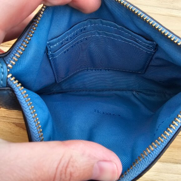 COACH Small Pouch Wallet Clutch Dusty Blue Color Pre-owned - Picture 7 of 9